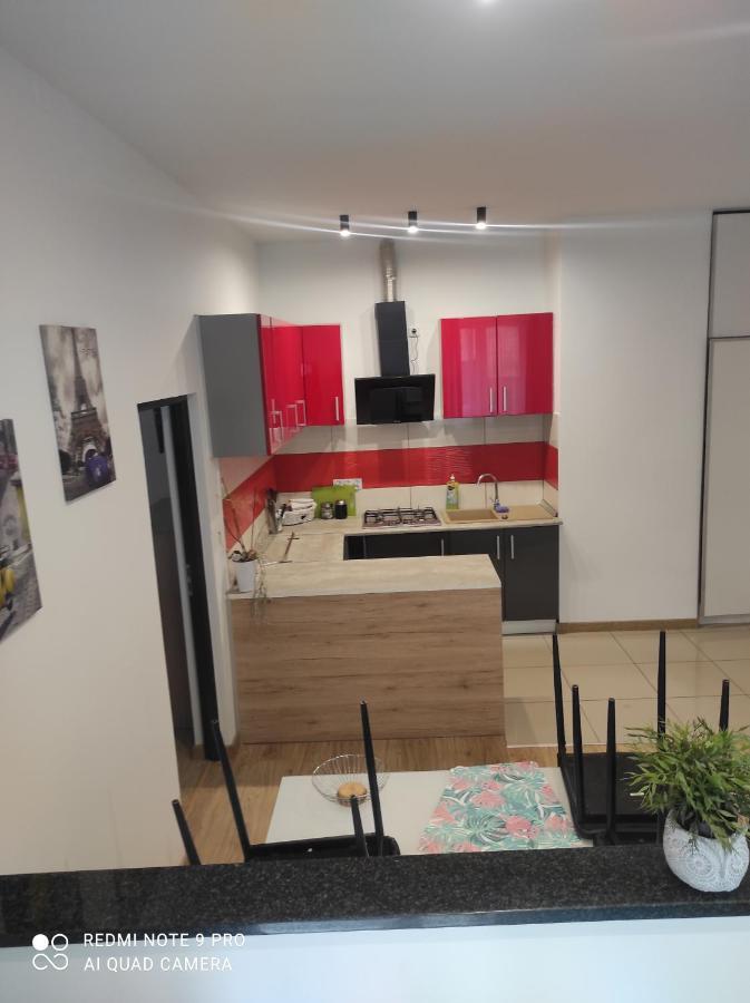 Apartamenty Centrum 瓦乌布日赫 外观 照片