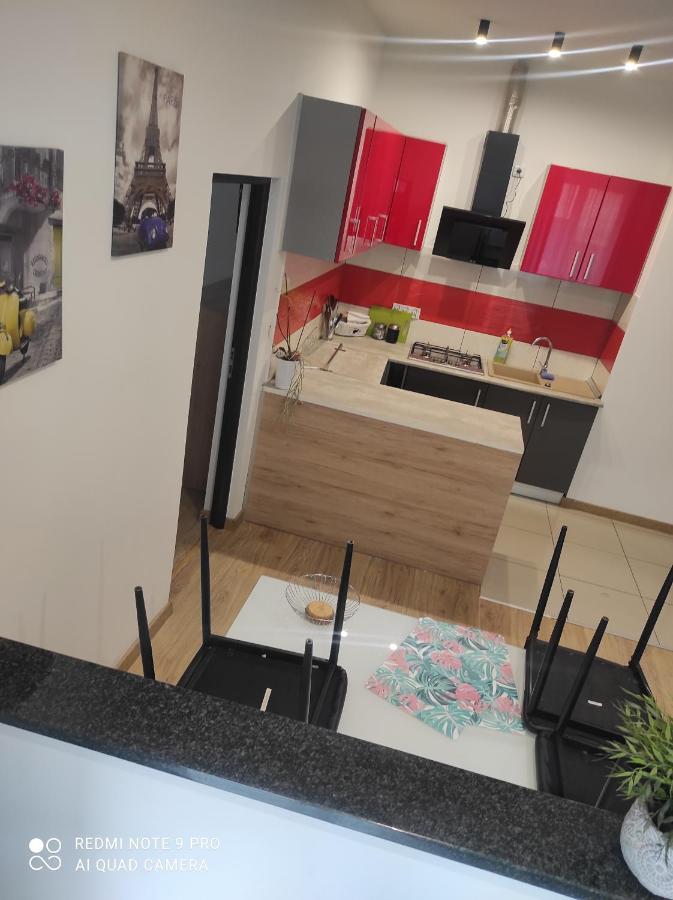 Apartamenty Centrum 瓦乌布日赫 外观 照片